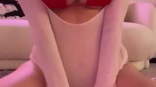 Heyimbee Onlyfans Leaked – Teasing Tits On Chair